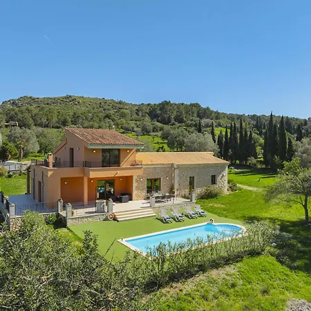Villa Es Garrover